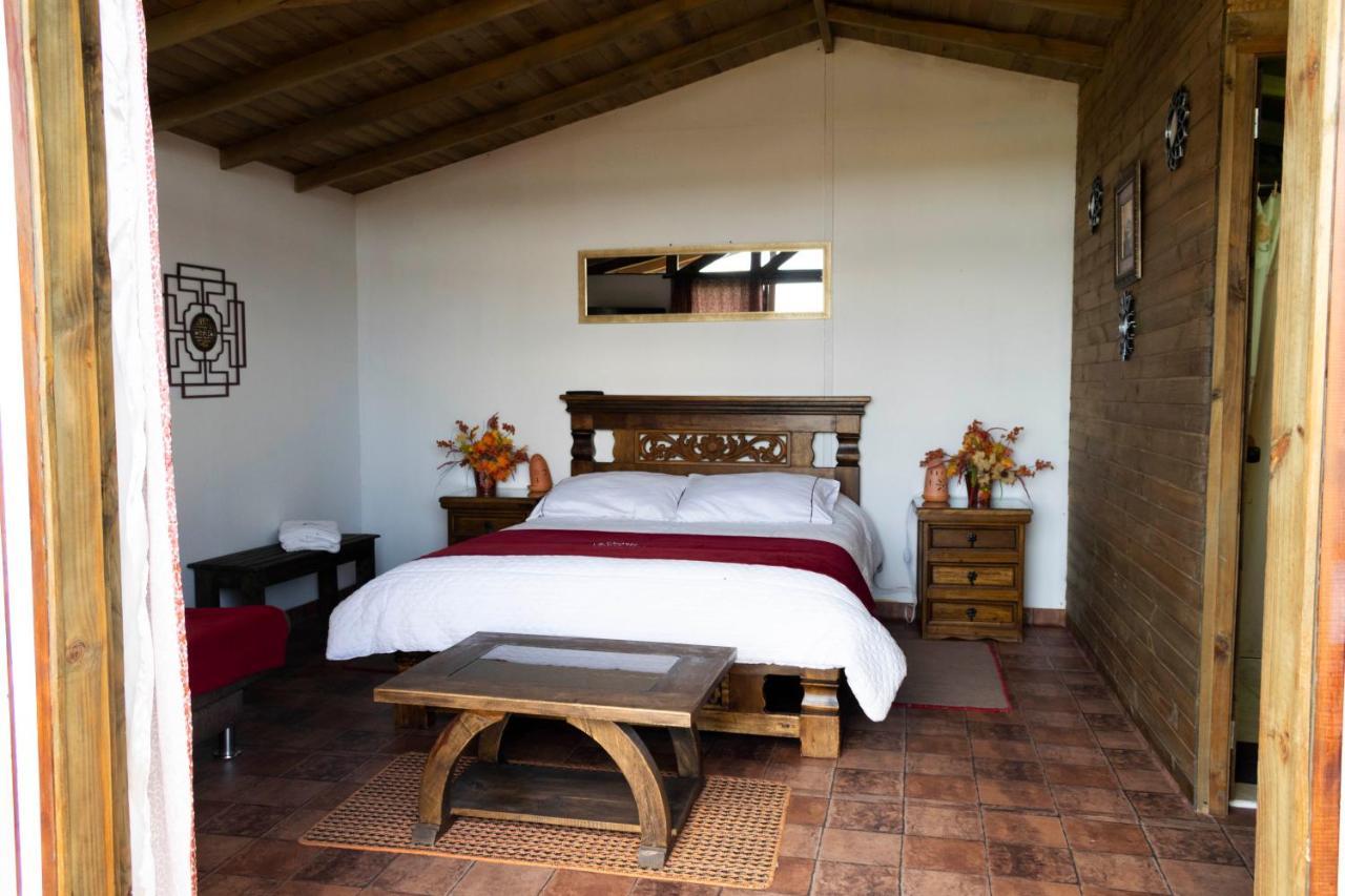 Villa Santa Helena 瓜塔维塔 外观 照片